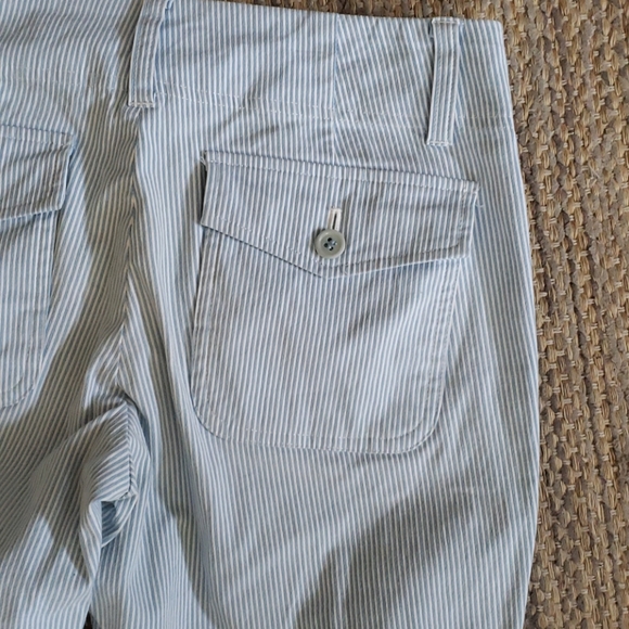 Theory blue white striped cropped pants (0) - Picture 9 of 16